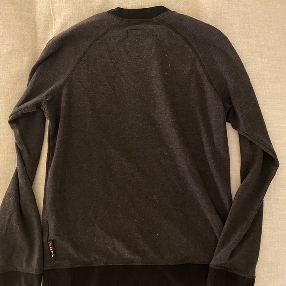 Strafe Women’s Ski Baselayer - Picture 4 of 4